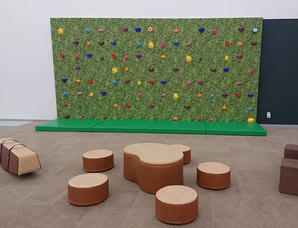 ボルダリング設置場所、放課後等デイサービス