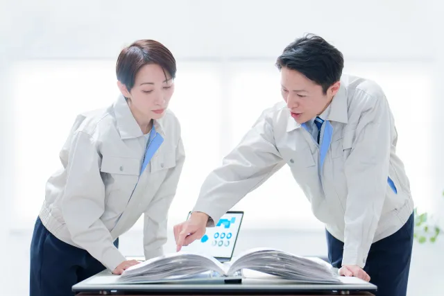 設置場所の確認から施工完了までのボルダリング設置の流れ